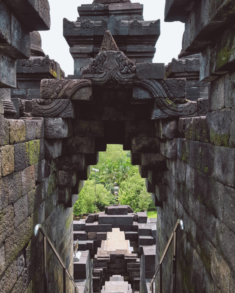 Borobudur - najbardziej tajemnicza świątynia w Indonezji (1)