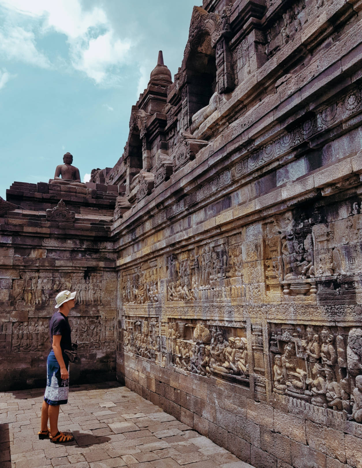 Borobudur - najbardziej tajemnicza świątynia w Indonezji (4)
