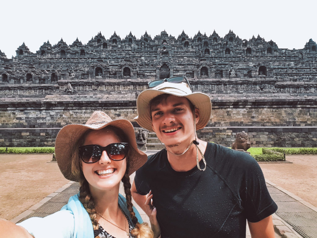 Borobudur - najbardziej tajemnicza świątynia w Indonezji (6)